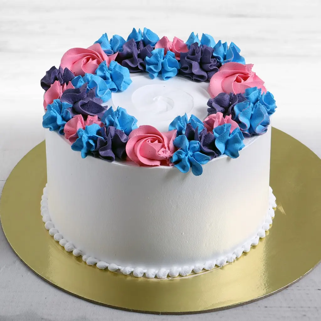Vanilla Floral Decoration Cake